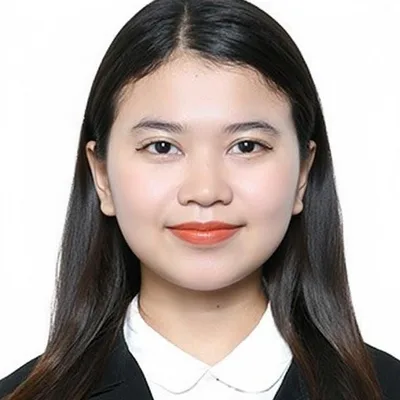Ava T.