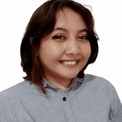 Ghina G.
