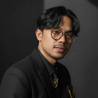 Fandy R.