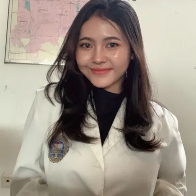 Ana M.