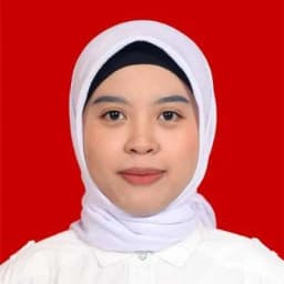 Tia M.