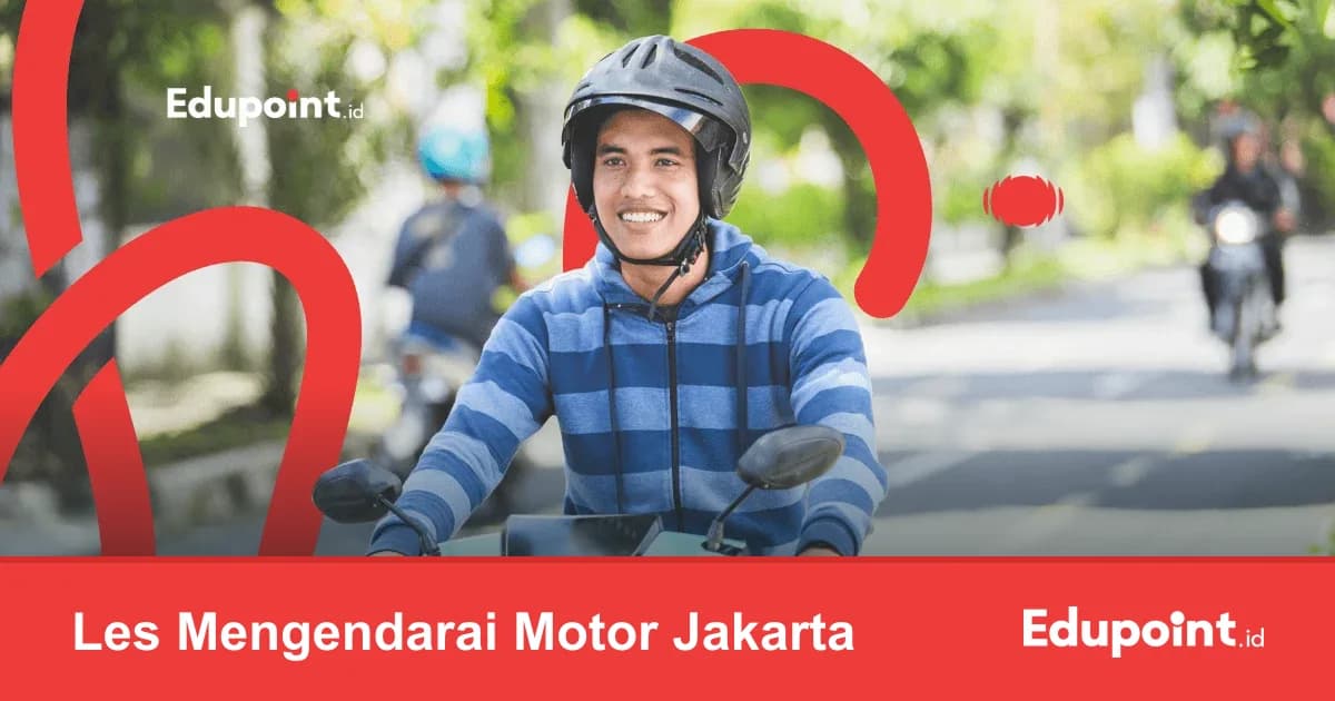 Les Mengendarai Motor Jakarta